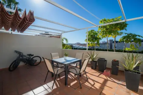 Piso en Camino de los Molinos, 28