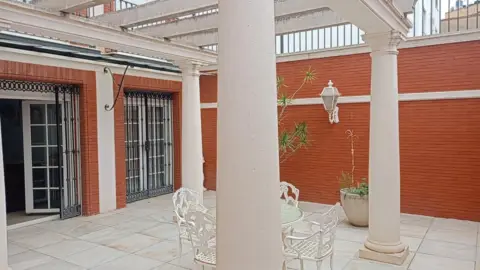 Piso en Plaza de las Cortes Valencianas, 7