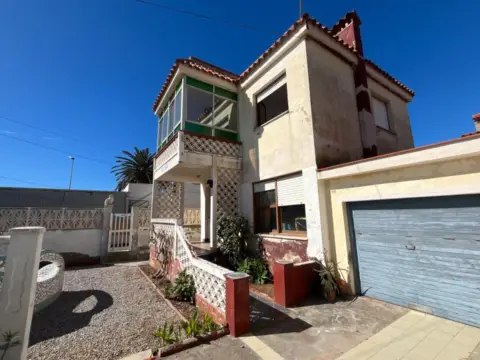 Casa en Passeig Maritim, 298