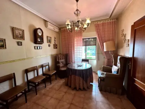 Chalet en Paseo del Parque, 2