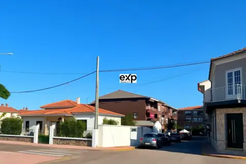 Chalet en Paseo del Parque, 2