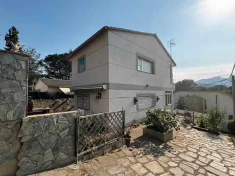Chalet en Passeig de les Oliveres