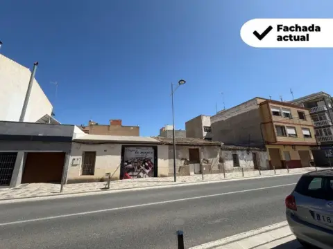 Casa adosada en Avinguda del País Valenciano