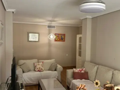 Piso en calle Eugenio Dors