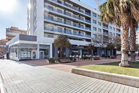 Local comercial en calle de Italia