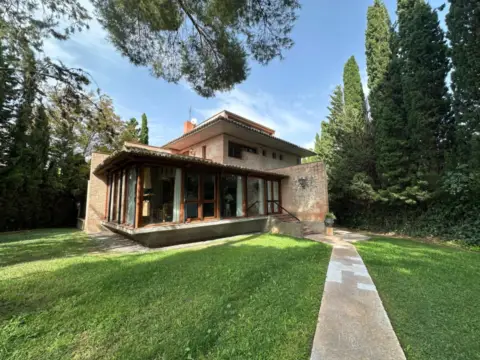 Chalet en Las Lomas de Gallego