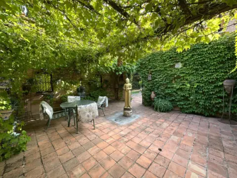 Chalet en Las Lomas de Gallego