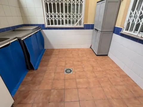 Piso en calle de Isidro Madrid, 109