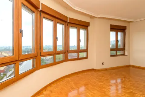 Piso en Avenida Oviedo, 21