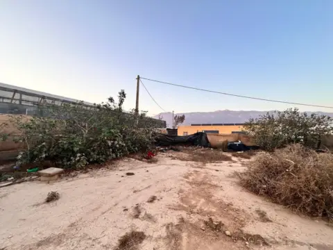Terreno en Avenida Almerimar