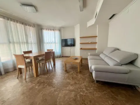 Dúplex en calle Poeta Josep Cervera I Grifoll, nº 12