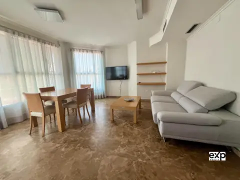 Dúplex en calle Poeta Josep Cervera I Grifoll, nº 12