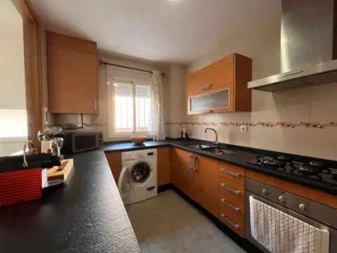 Casa adosada en calle de la Bodega, 23