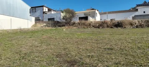 Terreno en calle Granadaag Puerto Lope