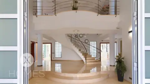 Chalet en Zona Monte Real-Calicanto