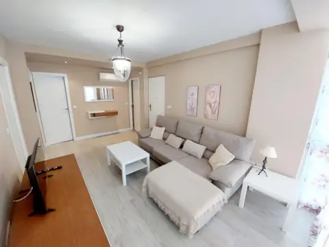 Piso en Avenida Marconi