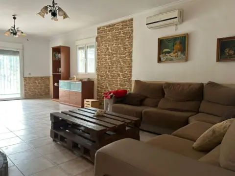 Chalet en Algoda-Matola-Llano de San José