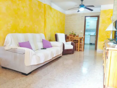 Casa en calle de Río Nava