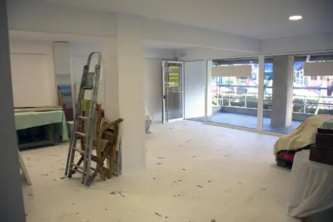Local comercial en Avenida de la Libertad
