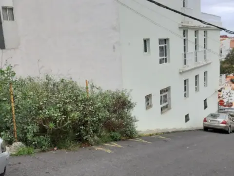 Terreno en calle Tenerife, 19