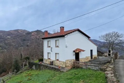 Chalet en calle Llanas, Las, nº 2