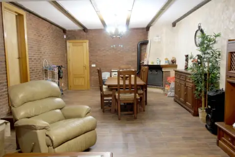 Casa pareada en Parque Vallejo