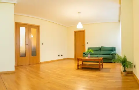 Apartamento en calle de Fuertes Acevedo, 3