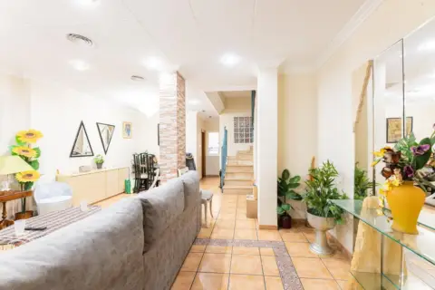 Casa en calle Ramón Y Cajal