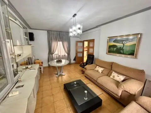 Casa en Roquetas Pueblo