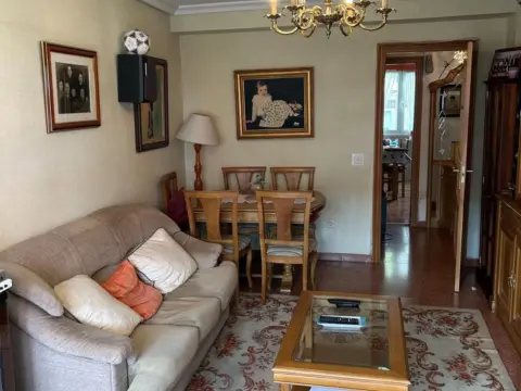 Piso en calle La, Flor, nº 3