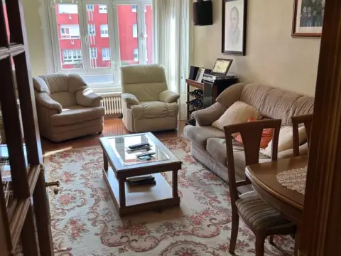 Piso en calle La, Flor, nº 3