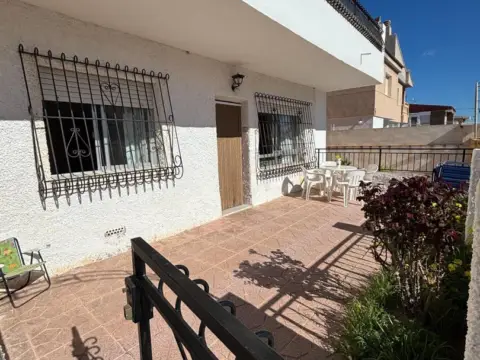 Piso en calle del Pantano del Cenajo, 37