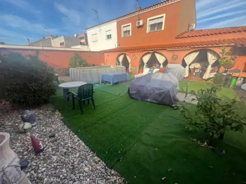 Casa adosada en Castilla La Mancha