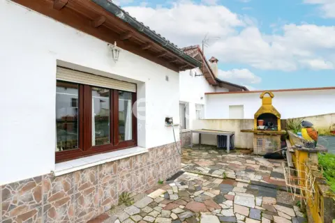 Chalet en calle de las Gardenias, 49