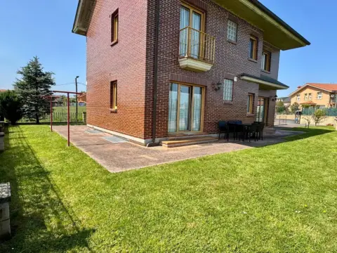 Chalet en calle del Convento