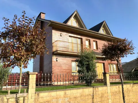 Chalet en calle del Convento
