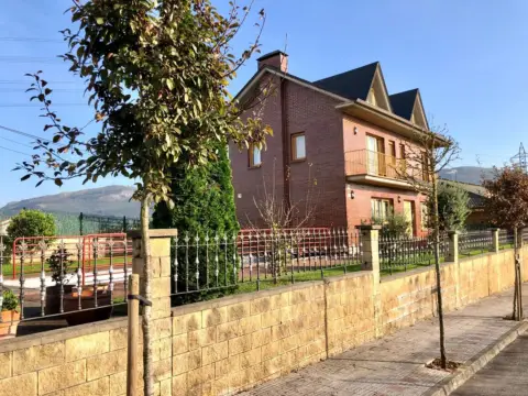 Chalet en calle del Convento