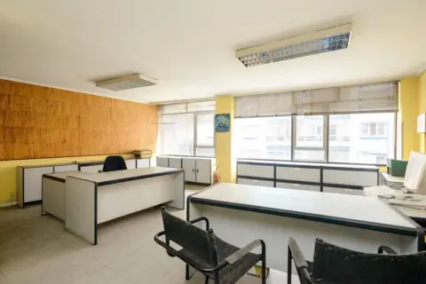 Oficina en calle de la Cámara, 65