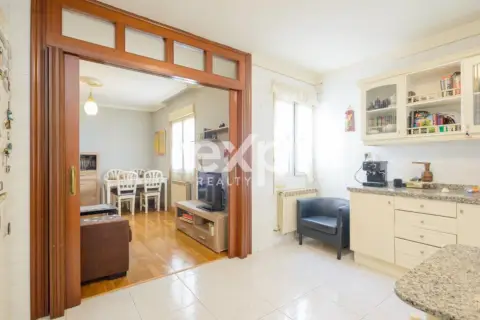 Piso en calle de Fuertes Acevedo, 98