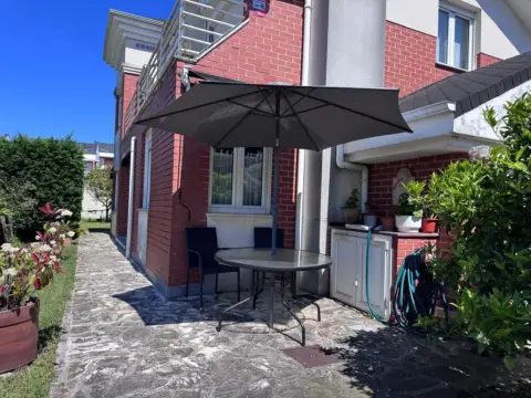 Chalet en calle del Jenoz