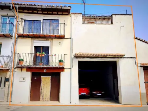Casa adosada en calle Maestro Giner
