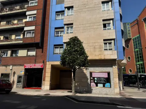 Garaje en calle Melquíades Cabal, 10