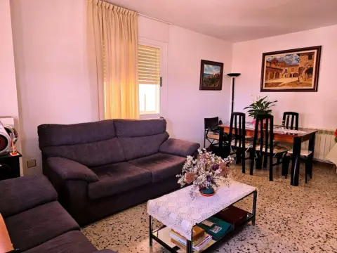 Apartamento en calle Guma