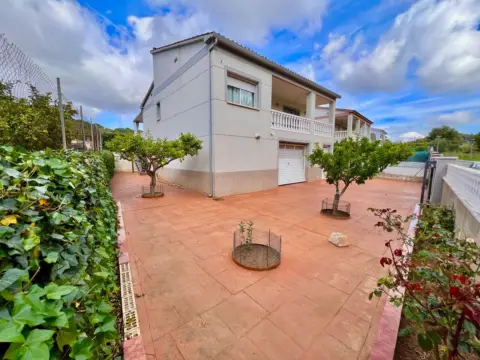 Chalet en Carrer d'Amadeu Vives