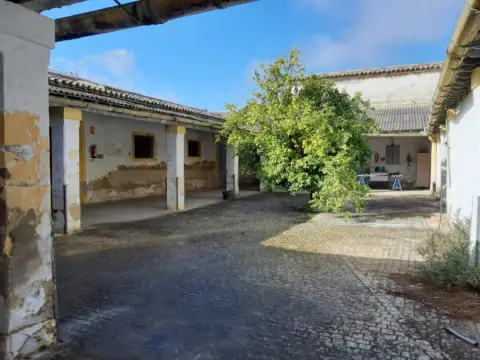 Nave industrial en calle Pajarete