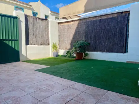 Casa adosada en Pozoalbero