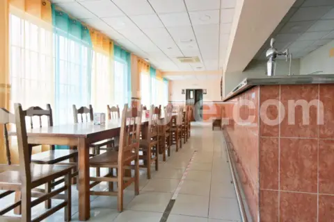 Nave industrial en Hipercor