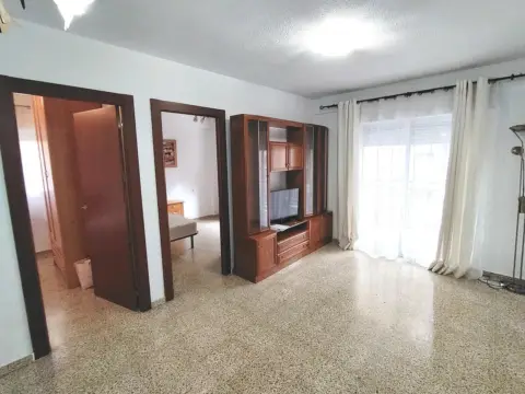 Piso en calle Fontiveros