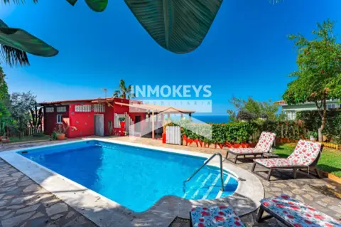 Chalet en calle Junco