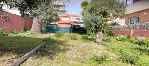 Terreno en Passatge del Sol, 3